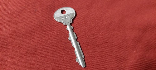 Key for spoke - , lock