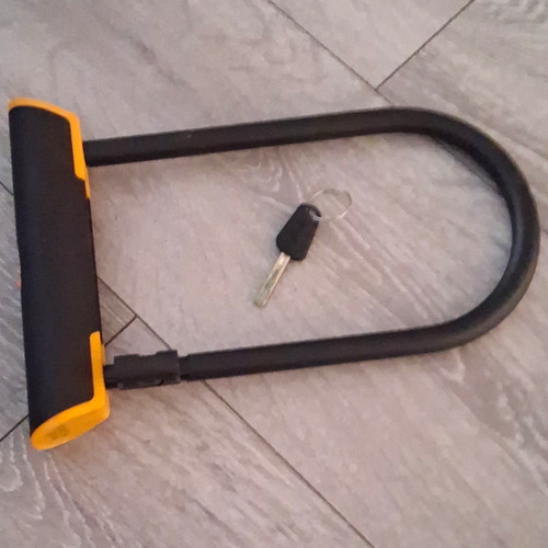 Large black orange key lock - large, d-lock