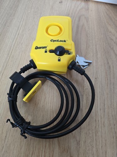 Yellow quorum cyclock bike - yellow,
